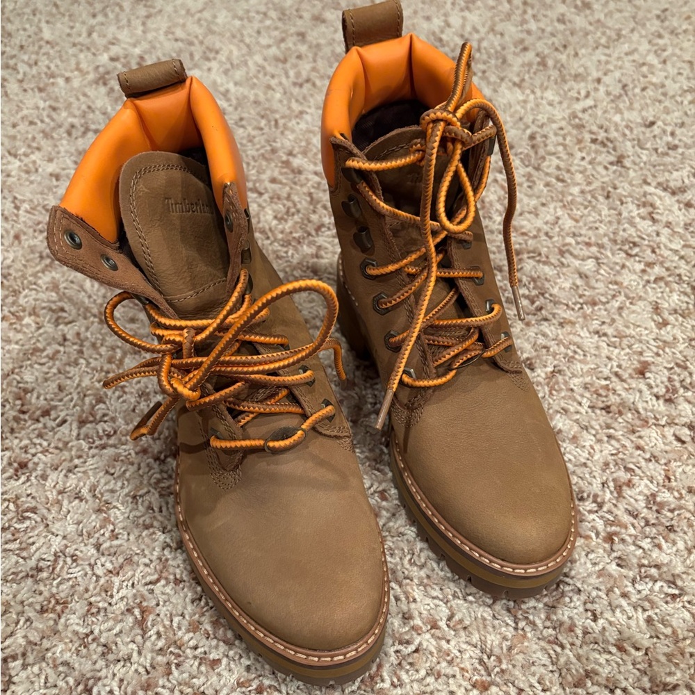 Timberland Women’s Brown Leather Boots